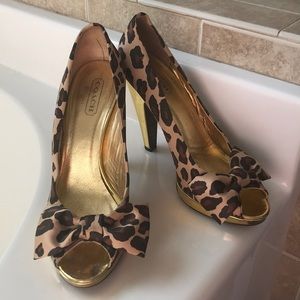 Used coach leopard heels